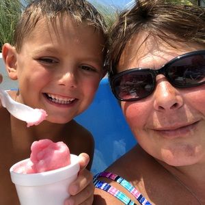 Meet your Posher, Natalie